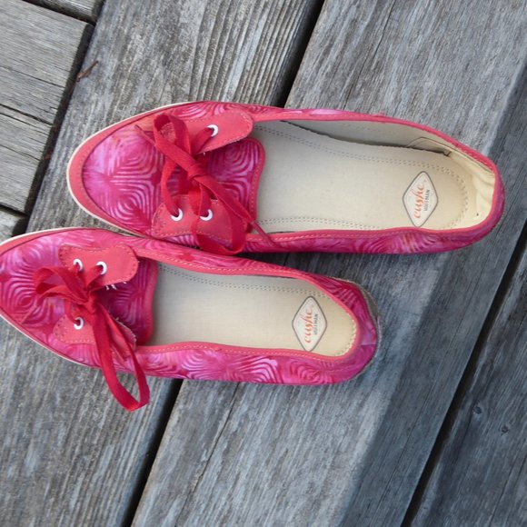 Women's Pink Canvas Shoe, Size 8, Cushe Brand - Picture 2 of 5
